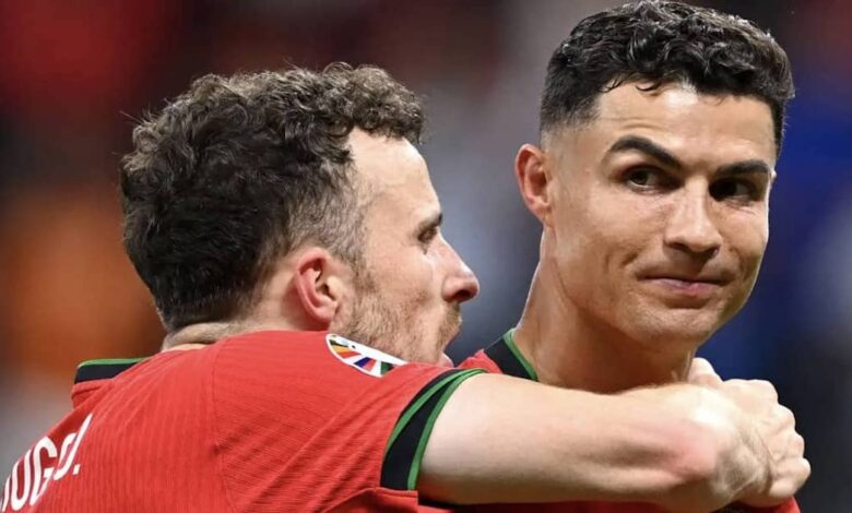 ما سبب غياب رونالدو عن جنازة جوتا؟