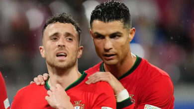 ما سبب غياب رونالدو عن جنازة جوتا؟