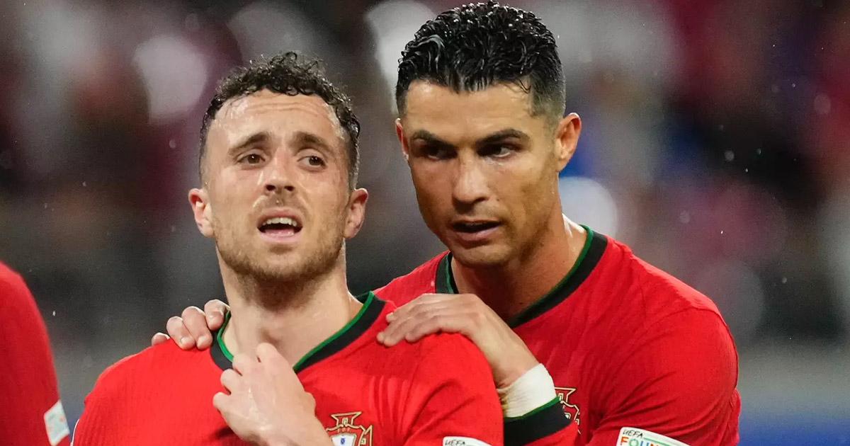 ما سبب غياب رونالدو عن جنازة جوتا؟