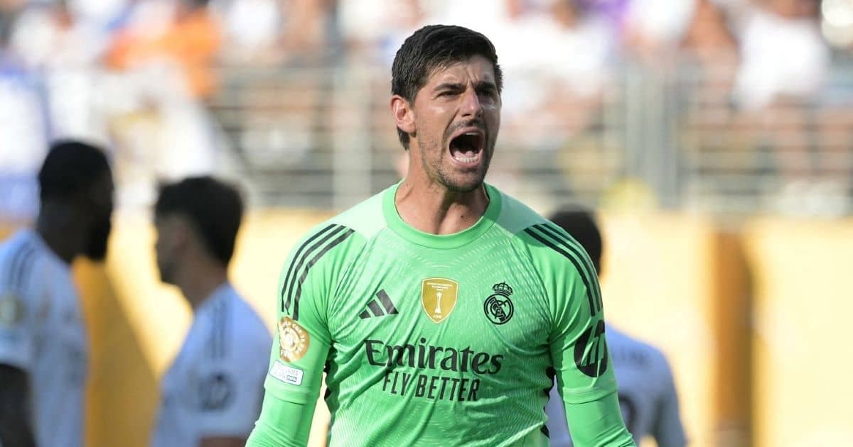 كورتوا يواصل مسيرته مع ريال مدريد حتى صيف 2027