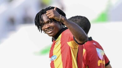 لاعب الوسط النيجيري أونوتشي أوغبيلو في مباراة الترجي وشبيبة القيروان - اغسطس 2025