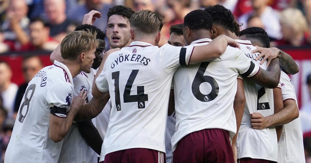 آرسنال يخرج من أولد ترافورد بفوزٍ ثمين ويترك مانشستر يونايتد في مهب الشكوك