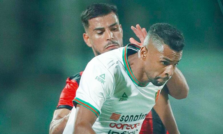 اتحاد العاصمة يفرض التعادل على مولودية الجزائر في ديربي باهت بلا جمهور