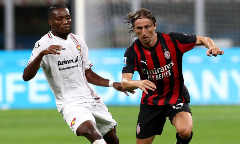 بهدف خيالي.. بوناتزولي يهدي كريمونيزي انتصارًا تاريخيًا على ميلان في سان سيرو
