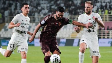 شباب الأهلي يمدد عُقدة الوحدة في آل نهيان بتعادل جديد