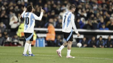 ميسي يبصم على ثنائية أمام فنزويلا في وداعه للملاعب الأرجنتينية بتصفيات المونديال