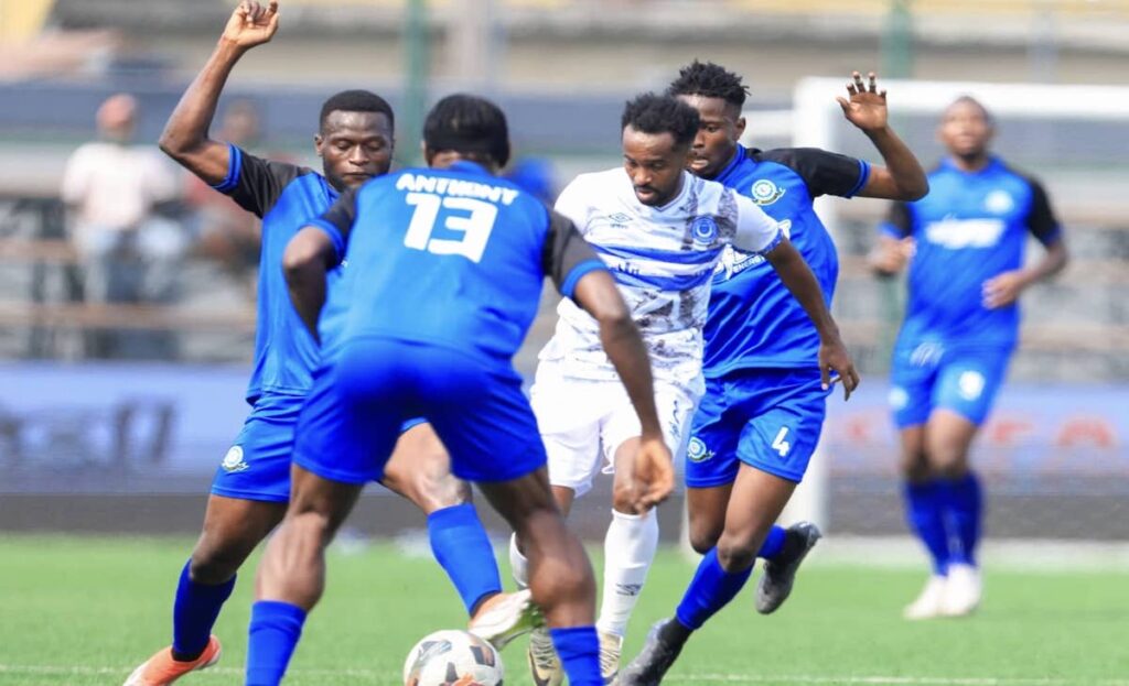 سينغيدا يحصد لقب كأس كاغامي سيكافا بفضل تسديدات تشاما أمام الهلال السوداني