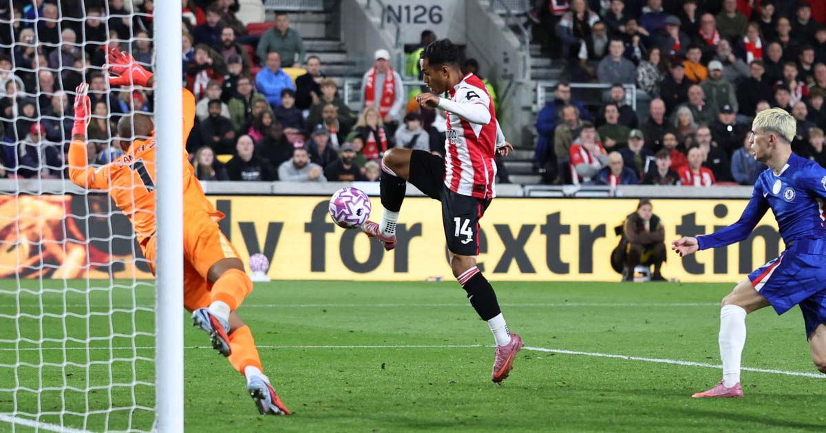 بسلاح التماس.. كارفاليو يحرم تشيلسي من الصدارة ويهدي برينتفورد نقطة ثمينة