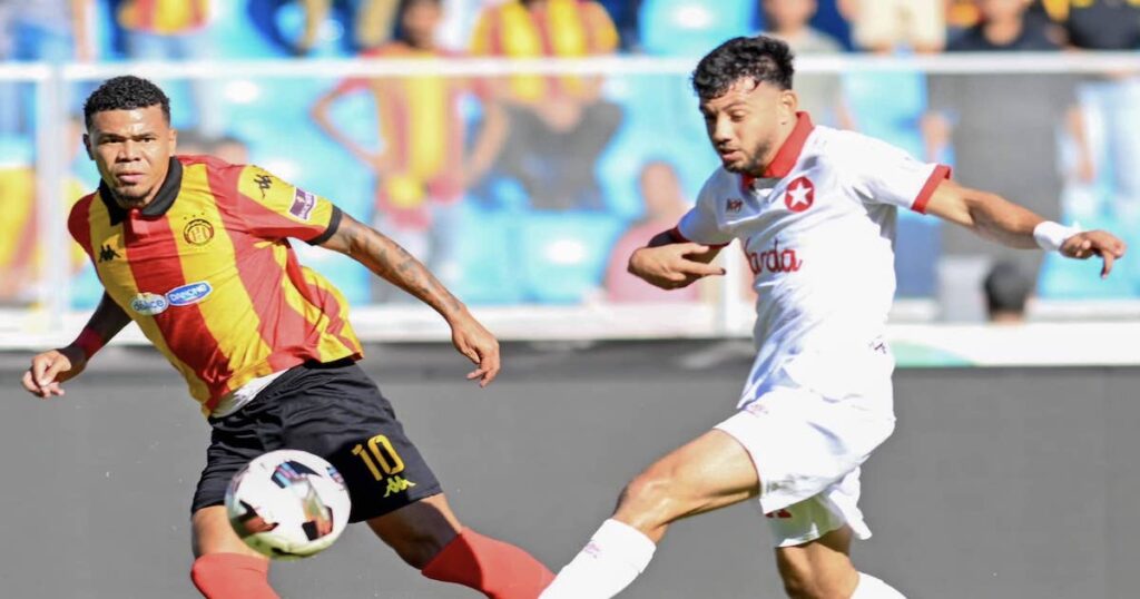 ساس يحسم الكلاسيكو للترجي ويُقرب النجم الساحلي من مراكز الهبوط
