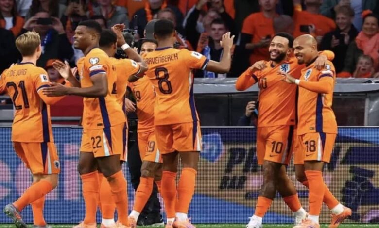 ديباي يقود هولندا لتقليص فرص فنلندا في التأهل لملحق مونديال 2026