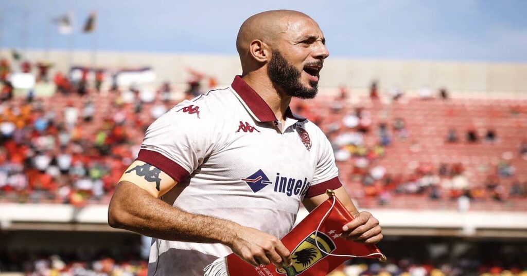 الوداد يتحسس طريق العودة بهزيمة أشانتي كوتوكو في ذهاب تأهيلي الكونفيدرالية