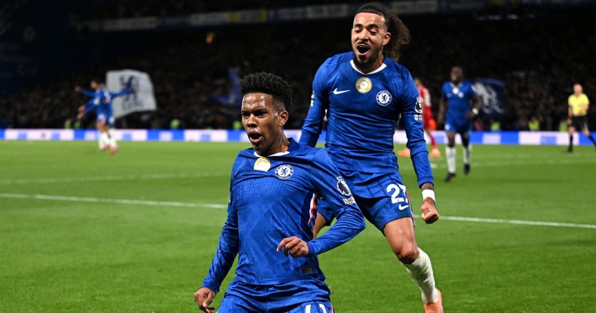 تشيلسي يُلهب جراح ليفربول بهدفٍ قاتل ويهدي الصدارة لآرسنال