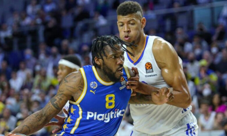 كرة سلة.. ريال مدريد يسقط أمام ماكابي تل أبيب بعد ثلاثية دراماتيكية لتامير بلات في بلغراد