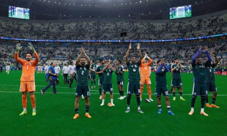 السعودية تكسر التعادل بقذيفة كنو وتنتزع تأهلًا ناريًا أمام فلسطين