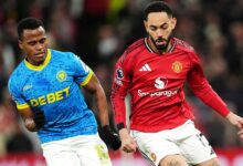 كريتشي يمنح وولفرهامبتون تعادلًا معنويًا أمام مانشستر يونايتد