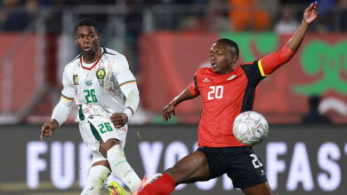 الكاميرون تقلب تأخرها إلى فوز مثير على موزمبيق