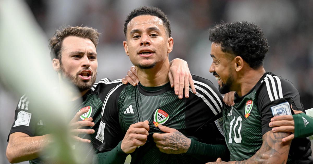 المقبالي بطل المشهد.. الإمارات تخطف التأهل بالسيناريو الأصعب وتبخر أحلام الجزائر