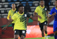 تنزانيا تفلت من هزيمة مؤكدة بتعادل ثمين مع أوغندا