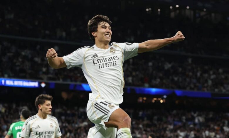 ريال مدريد يكتسح بيتيس في الدوري الإسباني بخماسية