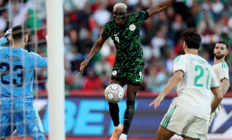 نيجيريا تُسيطر على الجزائر وتتأهل لمواجهة المغرب في نصف النهائي