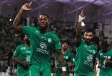 6 أهداف في شوط.. الأهلي يسحق الشباب ويقتحم صراع الصدارة