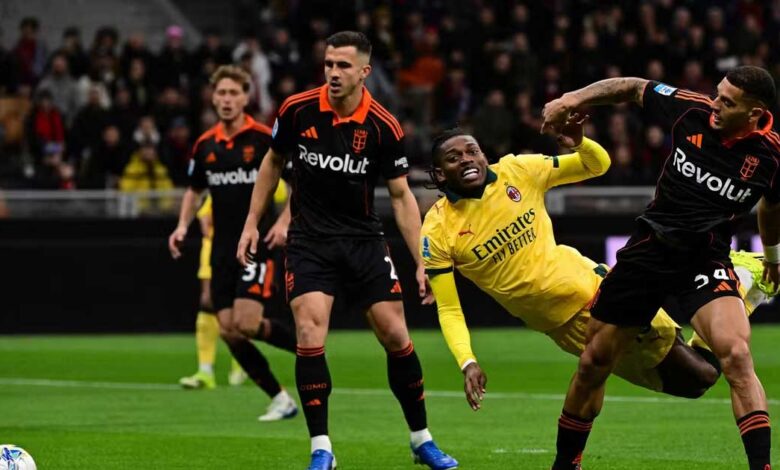 ميلان يتعثر بتعادلٍ محبط أمام كومو رغم صحوة لياو