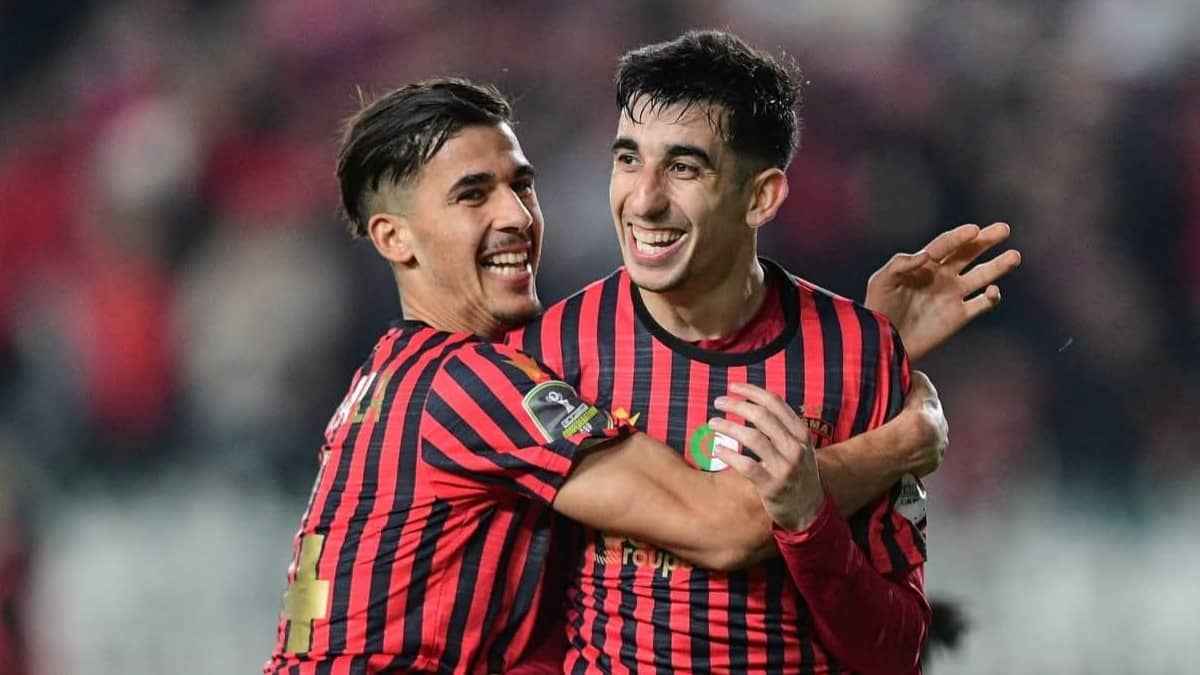 اتحاد الجزائر يعبر مانيما بصعوبة ويواصل المشوار الإفريقي