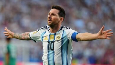 حارس النمسا يفاجئ ميسي: أفضل كريستيانو رونالدو