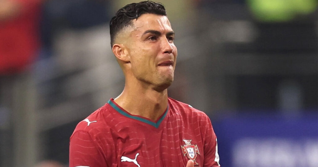 دموع كريستيانو رونالدو بعد وداع البرتغال كأس العالم من دور 16 أمام إسبانيا - 6 يوليو 2026